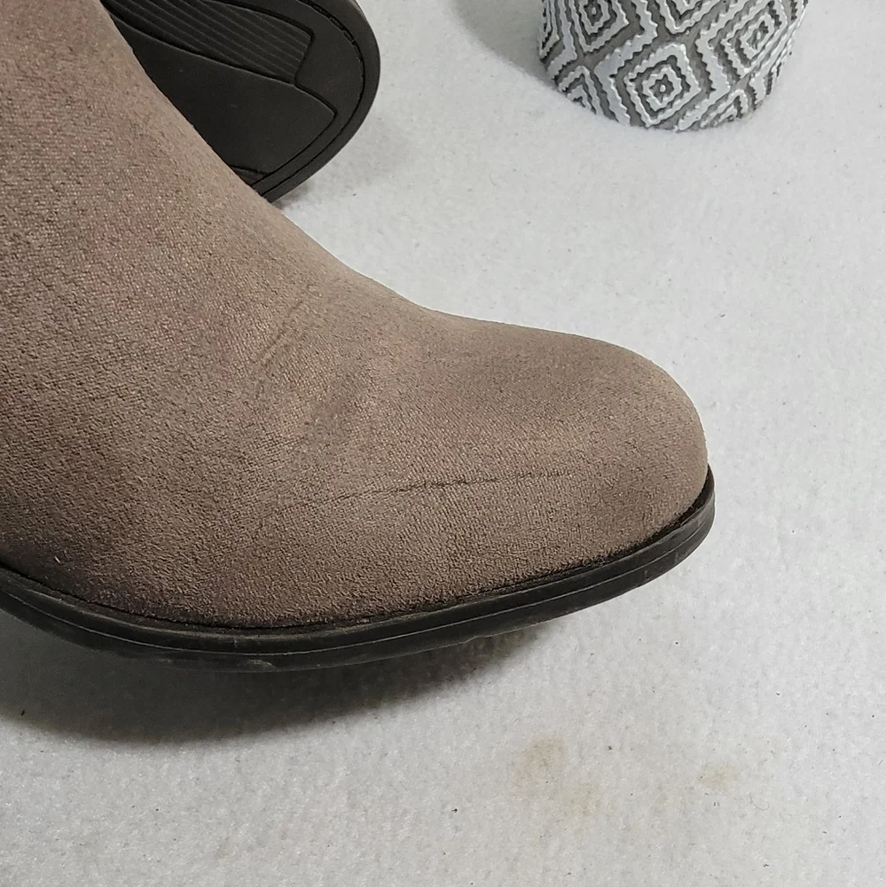 Liz Claiborne Refined Comfort Leather Double Zip Round Toe Ankle Booties Size 10 - Picture 3 of 13